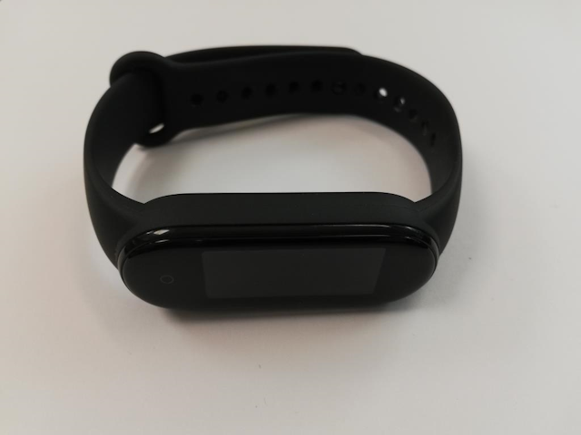 Xiaomi 38 Mm Reloj Inteligente/smart Watch I Band 5  Cargador Solo Cable